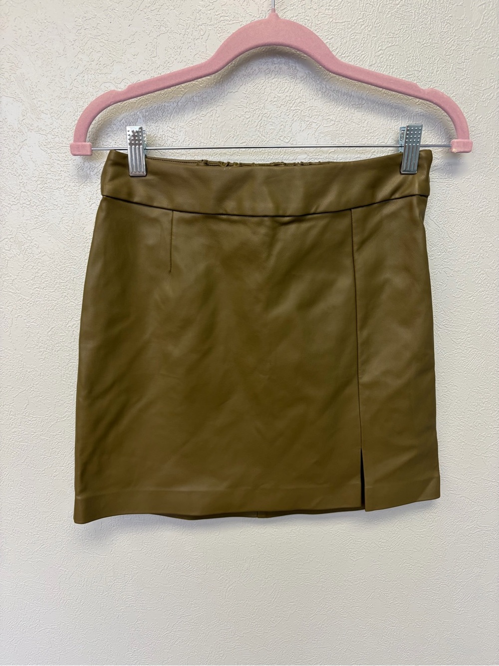 The Drop Faux Leather Mini Skirt in Olive